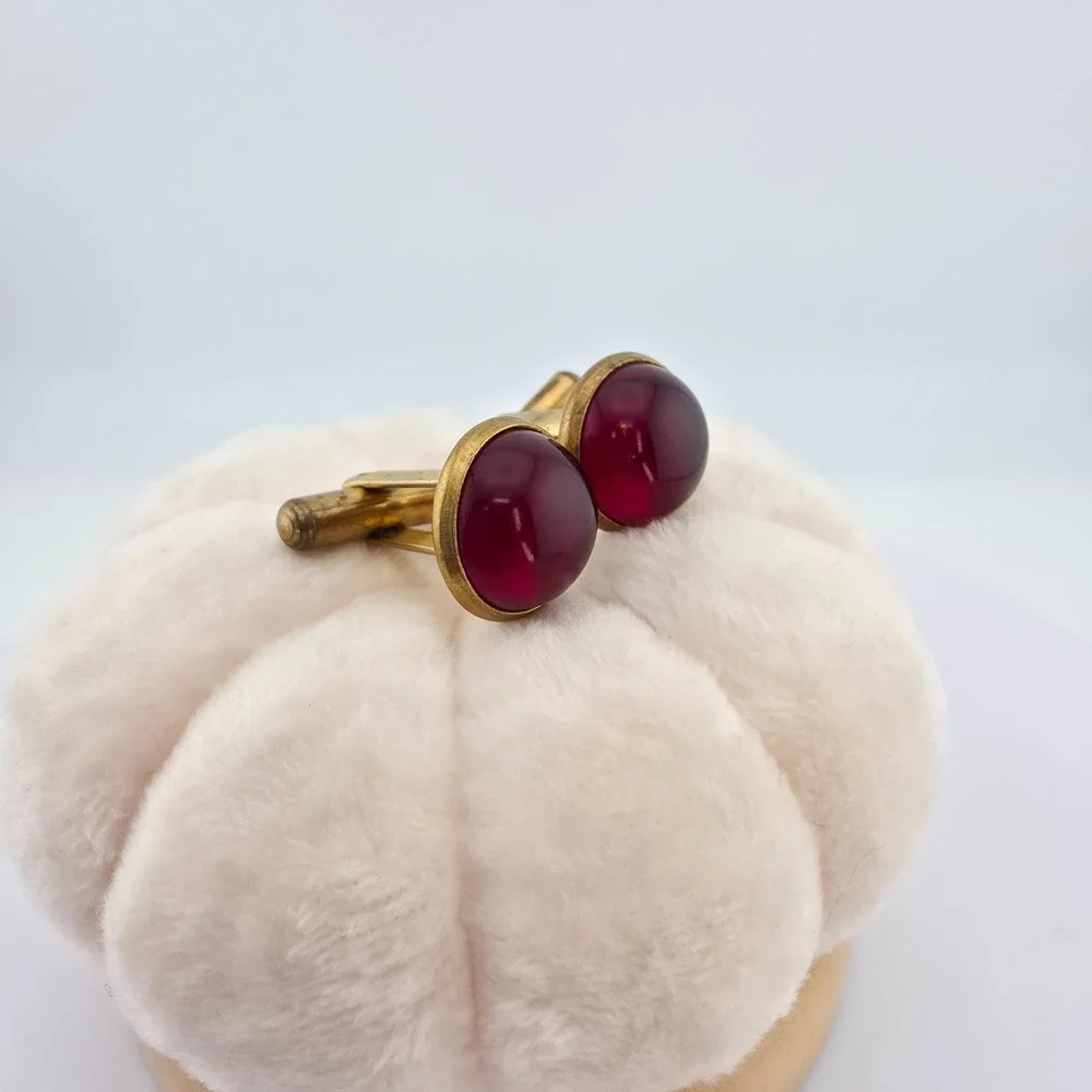 Vtg 75 Yr Old Cufflinks Deep Red Glass Cabochon Mid-Century Classic Gold Plate